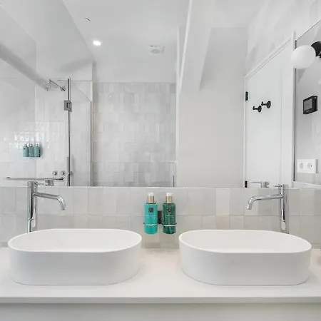 Downtown Luxury Family